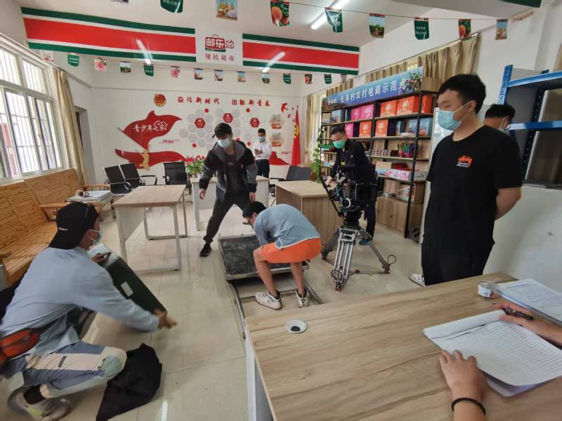 追星女孩心理学分析报告：清丰县广告片拍摄公司揭秘饭圈应援式传播逻辑